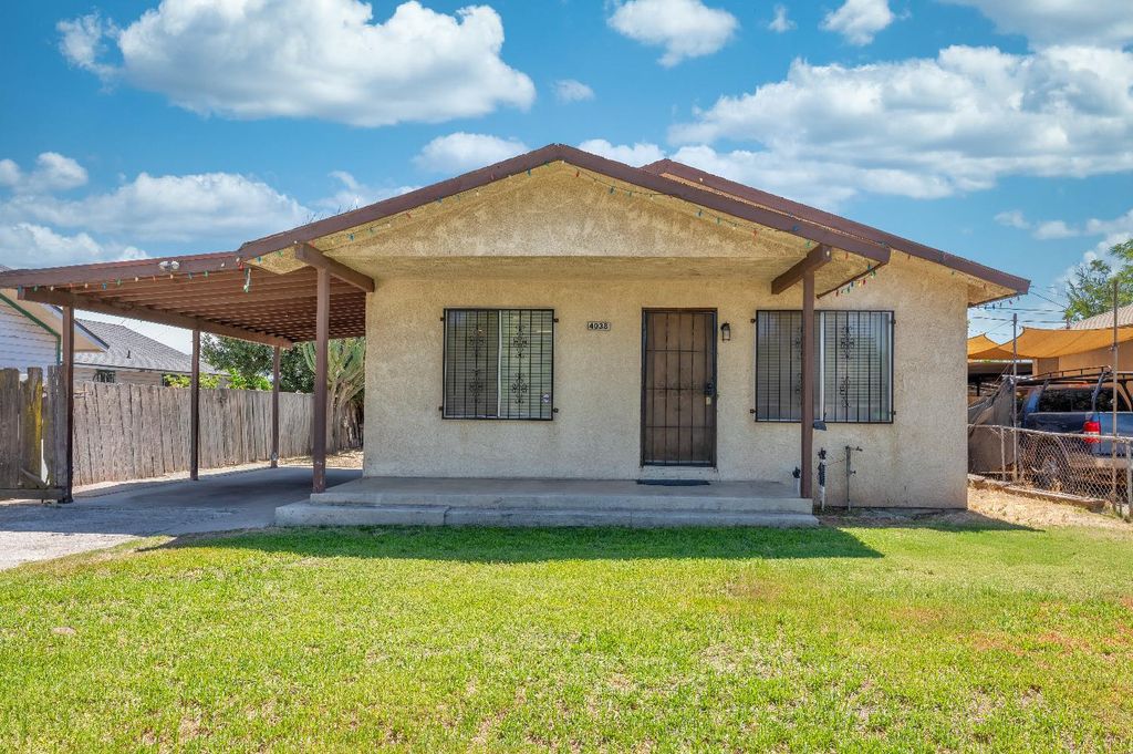 4038 E Mason Avenue, Fresno, CA 93725