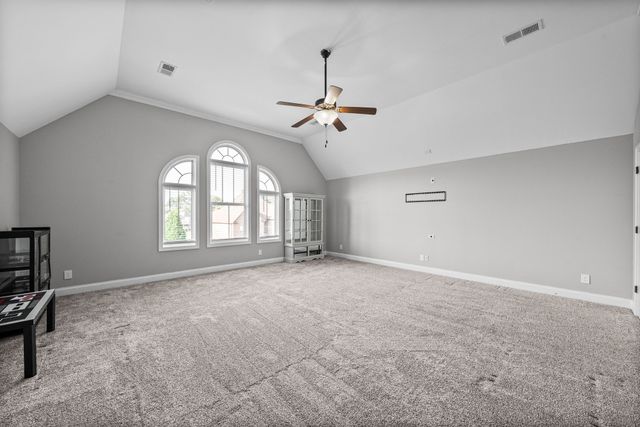 510 Falcon Crk, Lebanon, TN 37087