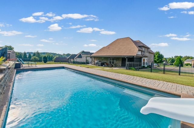 510 Falcon Crk, Lebanon, TN 37087
