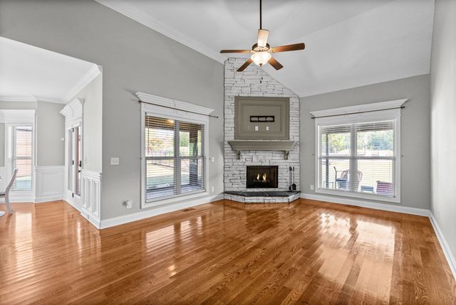 510 Falcon Crk, Lebanon, TN 37087