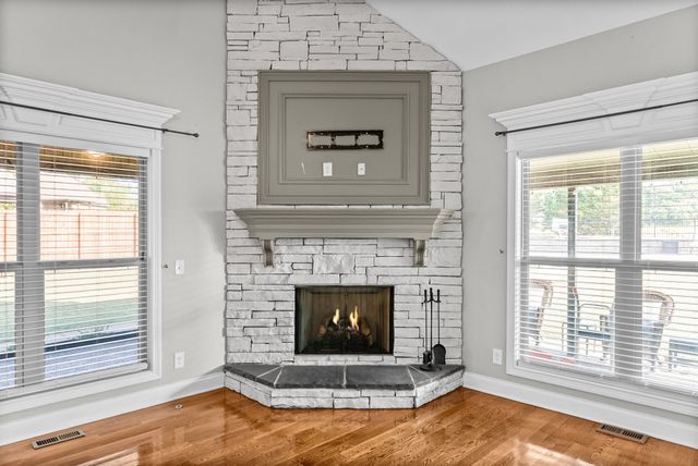 510 Falcon Crk, Lebanon, TN 37087