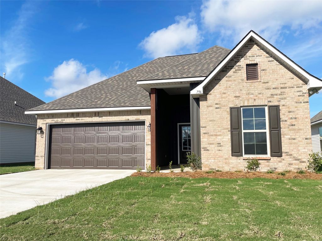 796 Venecia Drive, Bossier City, LA 71111