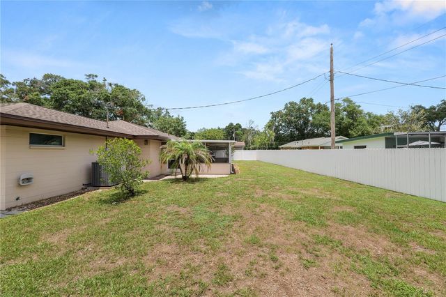 2646 HANDLEY BOULEVARD, Lakeland, FL 33803