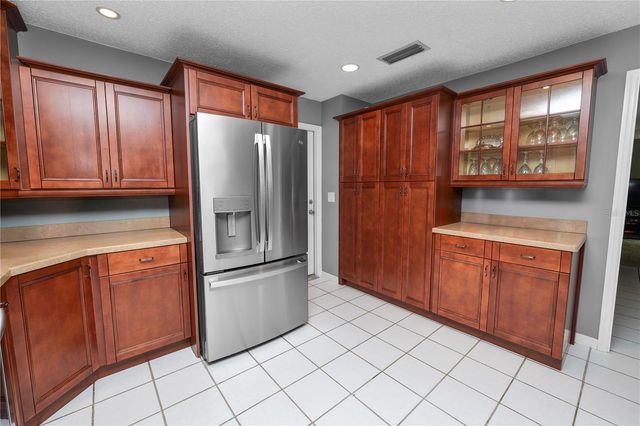 2646 HANDLEY BOULEVARD, Lakeland, FL 33803