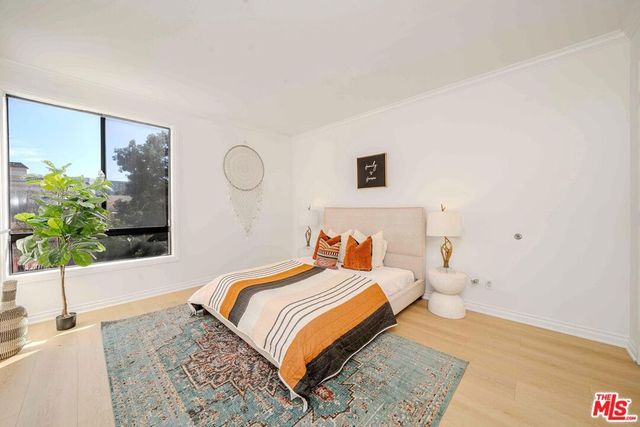 625 S Berendo Street 203, Los Angeles, CA 90005