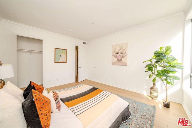 625 S Berendo Street 203, Los Angeles, CA 90005