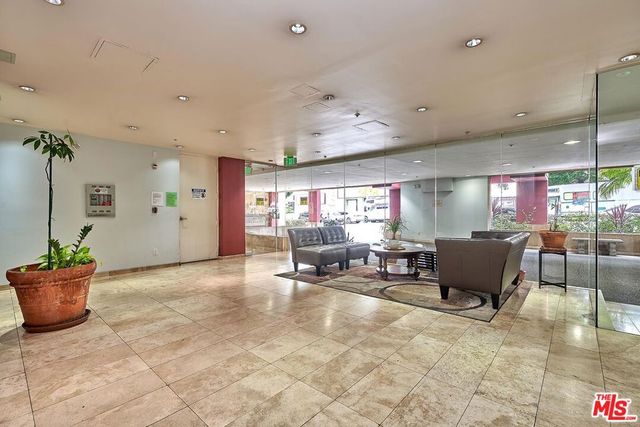 625 S Berendo Street 203, Los Angeles, CA 90005