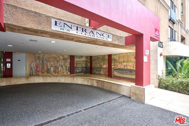 625 S Berendo Street 203, Los Angeles, CA 90005