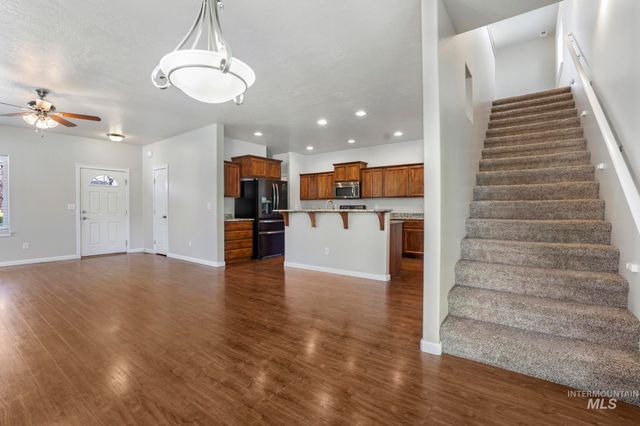 2168 Candleridge Dr, Twin Falls, ID 83301