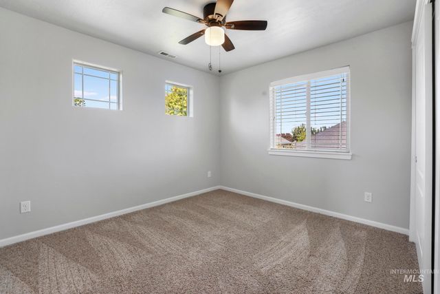 2168 Candleridge Dr, Twin Falls, ID 83301