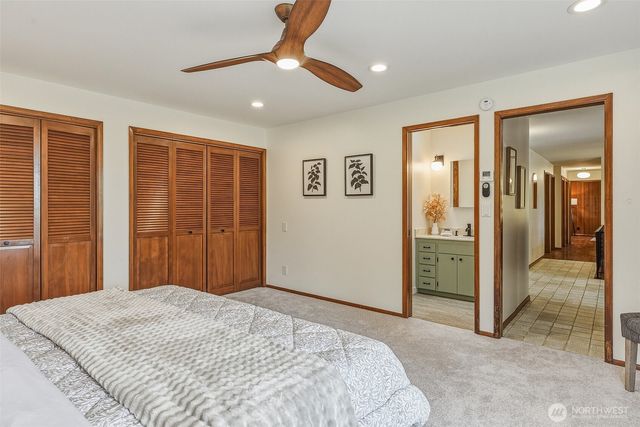 797 NW Culbertson Drive, Seattle, WA 98177