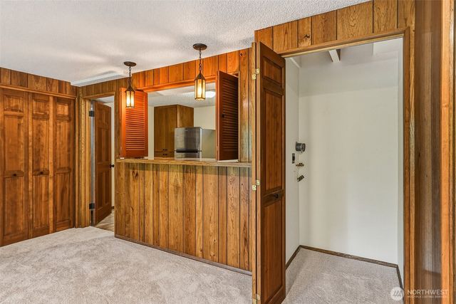 797 NW Culbertson Drive, Seattle, WA 98177