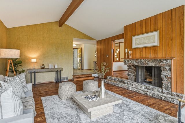 797 NW Culbertson Drive, Seattle, WA 98177