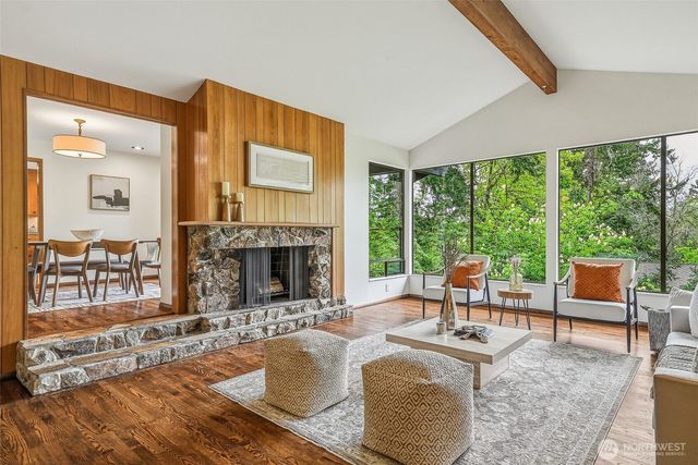 797 NW Culbertson Drive, Seattle, WA 98177