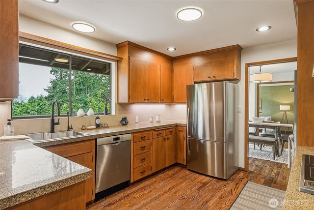 797 NW Culbertson Drive, Seattle, WA 98177