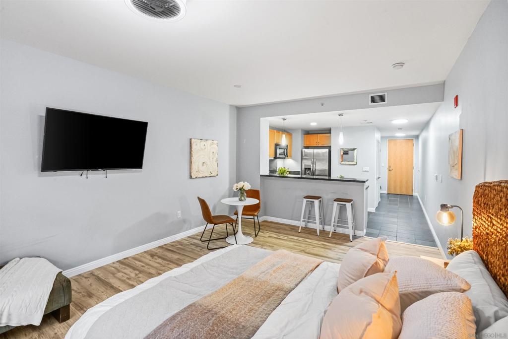 1150 J St 523, San Diego, CA 92101 — photo 5