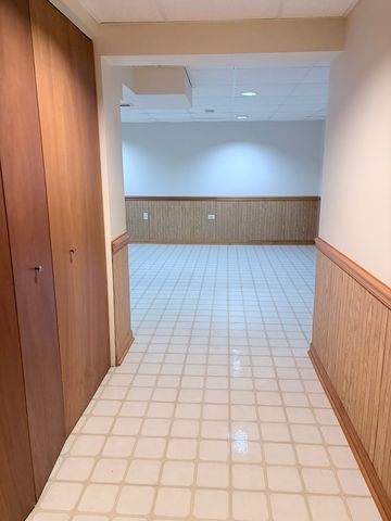 1428 W Sapphire Drive, Hoffman Estates, IL 60192