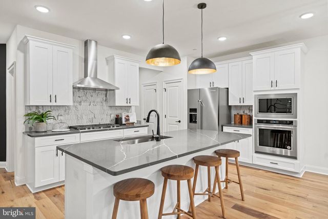113 SOUTH BUCK TAVERN WAY, Glen Mills, PA 19342
