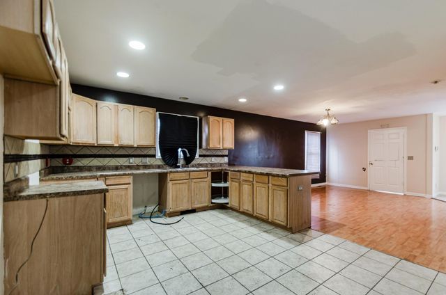 4002 Grand Boulevard, East Chicago, IN 46312