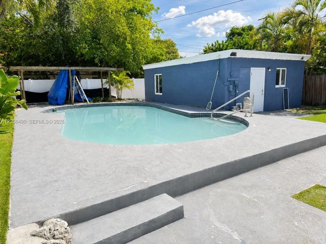 1919 Sherman Street front, Hollywood, FL 33020