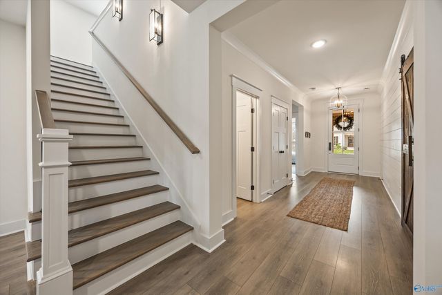 6 Hidden Grove Circle, Huntsville, AL 35803