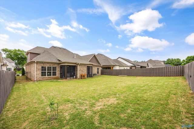 6 Hidden Grove Circle, Huntsville, AL 35803