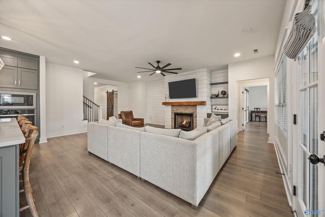 6 Hidden Grove Circle, Huntsville, AL 35803