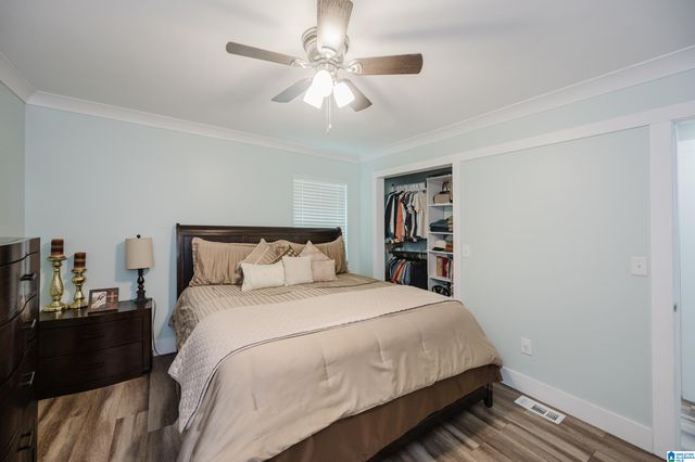 695 MOSS ROCK CIRCLE, Warrior, AL 35180
