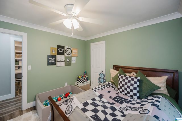 695 MOSS ROCK CIRCLE, Warrior, AL 35180