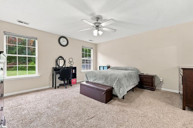 270 Chateau Street, Boiling Springs, SC 29316