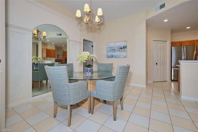 17040 Willowcrest WAY 301, Fort Myers, FL 33908