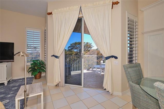 17040 Willowcrest WAY 301, Fort Myers, FL 33908
