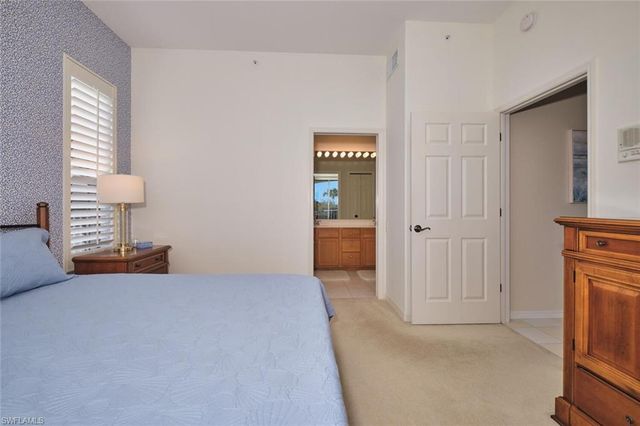 17040 Willowcrest WAY 301, Fort Myers, FL 33908