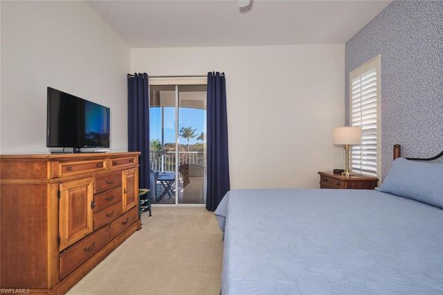 17040 Willowcrest WAY 301, Fort Myers, FL 33908