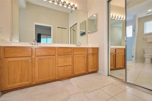 17040 Willowcrest WAY 301, Fort Myers, FL 33908