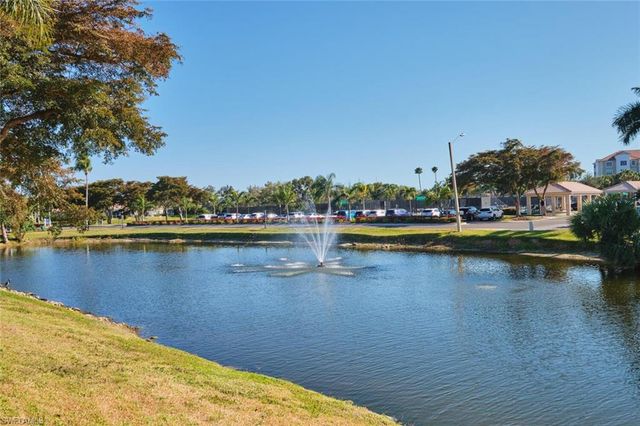 17040 Willowcrest WAY 301, Fort Myers, FL 33908