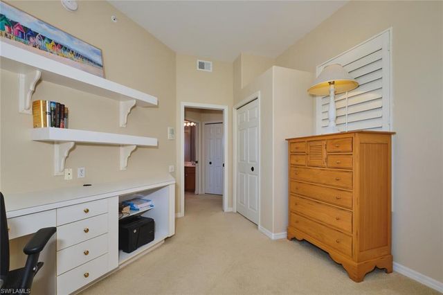 17040 Willowcrest WAY 301, Fort Myers, FL 33908