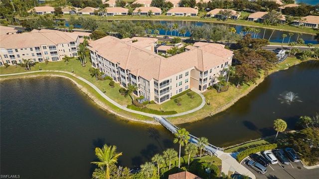 17040 Willowcrest WAY 301, Fort Myers, FL 33908