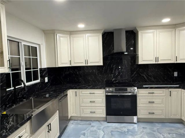 25051 Crestview, Loma Linda, CA 92354