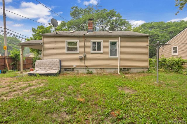 6300 Warwick Street, Detroit, MI 48228