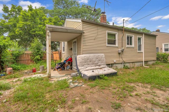 6300 Warwick Street, Detroit, MI 48228