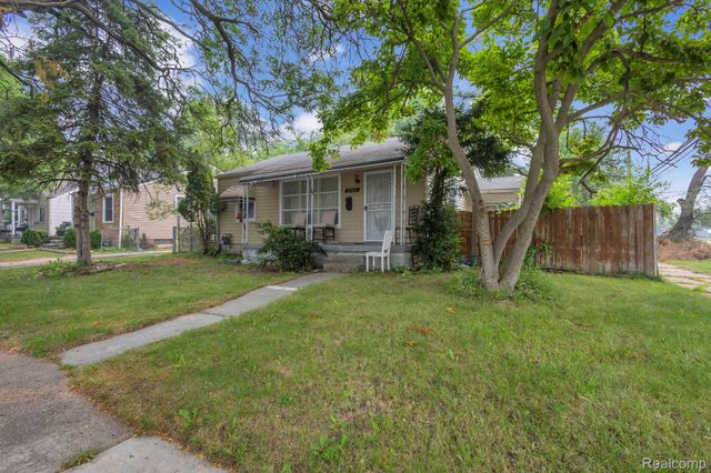 6300 Warwick Street, Detroit, MI 48228