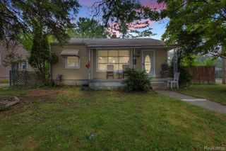 6300 Warwick Street, Detroit, MI 48228
