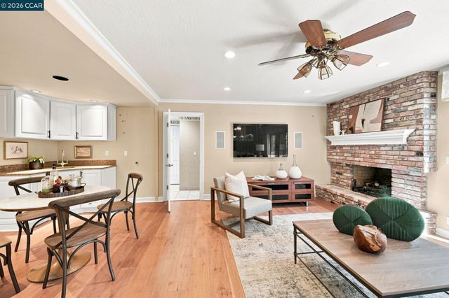 1045 El Capitan, Danville, CA 94521