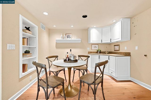 1045 El Capitan, Danville, CA 94521