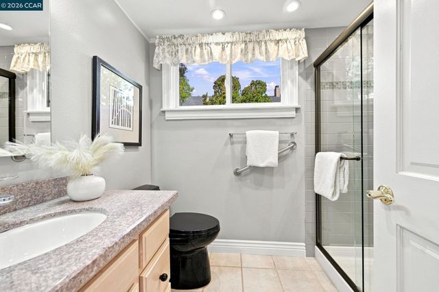 1045 El Capitan, Danville, CA 94521