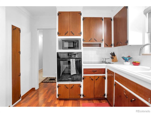 905 W 3rd Avenue, Broomfield, CO 80020