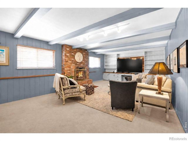 905 W 3rd Avenue, Broomfield, CO 80020