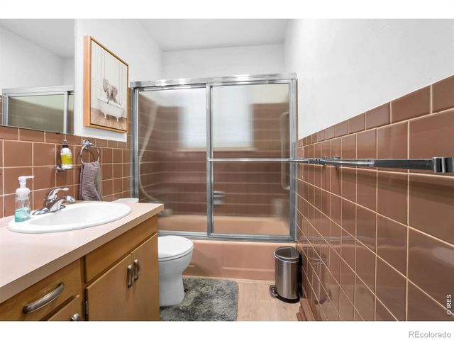 905 W 3rd Avenue, Broomfield, CO 80020