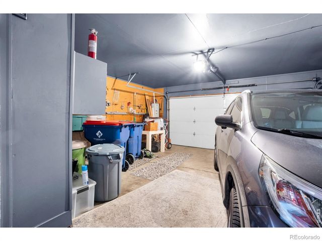 905 W 3rd Avenue, Broomfield, CO 80020